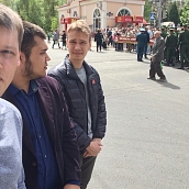 Студенты ИнЭТС - участники шествия «Бессмертного полка»