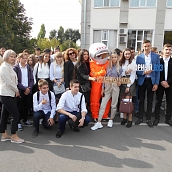 Студенты ТСК приняли участие в торжественной линейке университета, посвященной Дню знаний