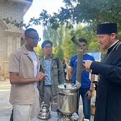 Иностранные студенты СГТУ посетили этнокультурный фестиваль «Уездный самовар»