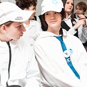 Ученики космических классов примерили профессии инженеров и программистов 