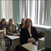 Круглый стол объединил инженеров и экономистов в области космоса