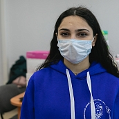 Волонтеры Политеха передают продукты и вещи для соотечественников