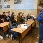 На кафедре ТСК прошла презентация учебника профессора В.В. Петрова