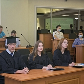 Выпускникам  направления  «Прикладная математика и информатика» вручили дипломы