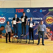 Студенты СГТУ показали достойные результаты на соревнованиях по армрестлингу