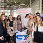Студенты-переводчики посетили Всероссийскую ярмарку трудоустройства