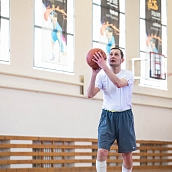 Социально-экономический институт победил в соревнованиях по стритболу