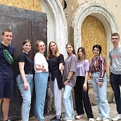 Студенты УРБАС приняли участие в субботнике