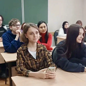 Неделя космоса: в ИнПИТ прошел космический квиз для будущих переводчиков