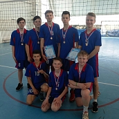 Студент первого курса ИнЭТС назван лучшим игроком соревнований по волейболу 