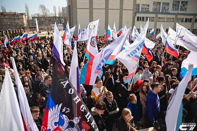 СГТУ провел патриотическую акцию, приуроченную 8-летию провозглашения Донецкой народной республики