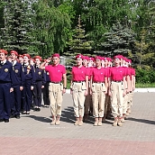Начальник ВИИ имени С.И. Тимакова принял участие в городском смотре строя и песни среди школьников