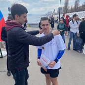 Студенты университета пробежали легкоатлетический кросс, посвященный Дню космонавтики