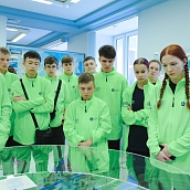 Участники менделеевской экологической экспедиции исследуют Заполярье